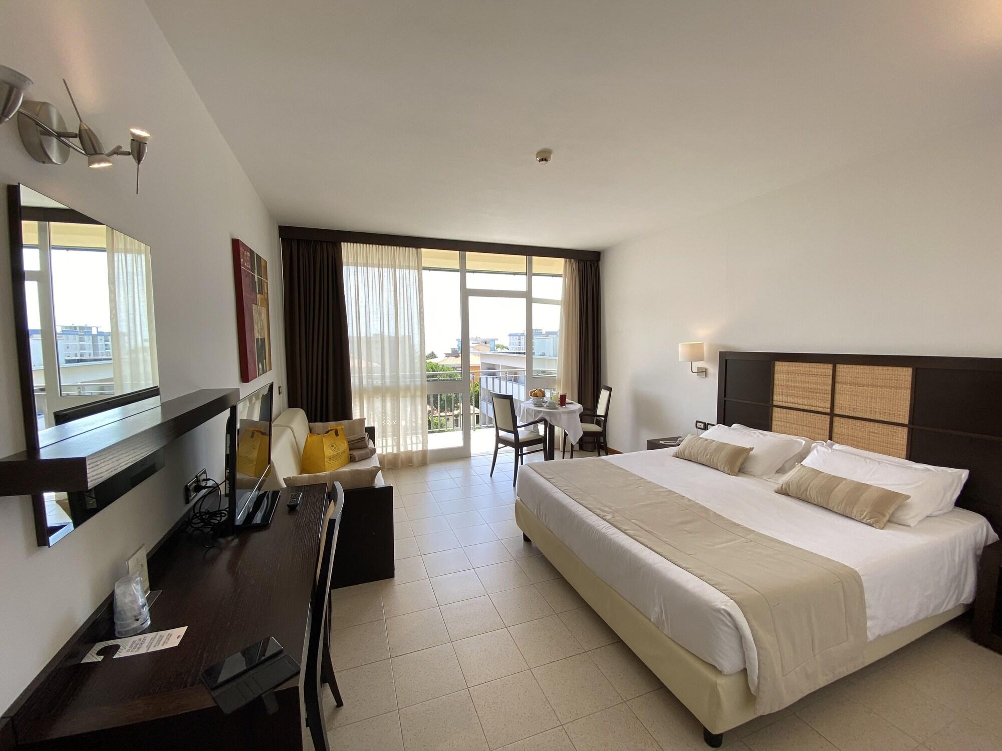 Palace Regina Hotel 4*